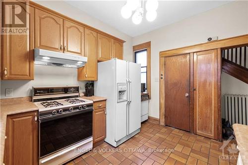 215 Argyle Avenue, Ottawa, ON - Indoor Photo Showing Kitchen