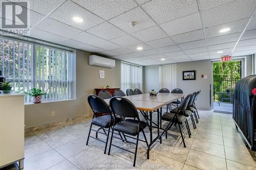 10 Van Allen Avenue Unit# 703, Chatham, ON - Indoor Photo Showing Dining Room