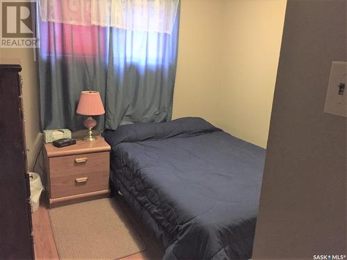 534 Main Street, Hudson Bay, SK - Indoor Photo Showing Bedroom