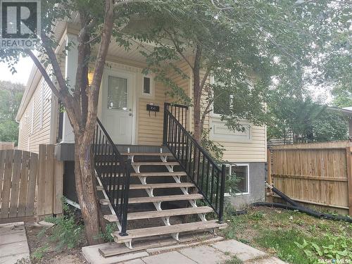 731 Argyle Street, Regina, SK - Outdoor