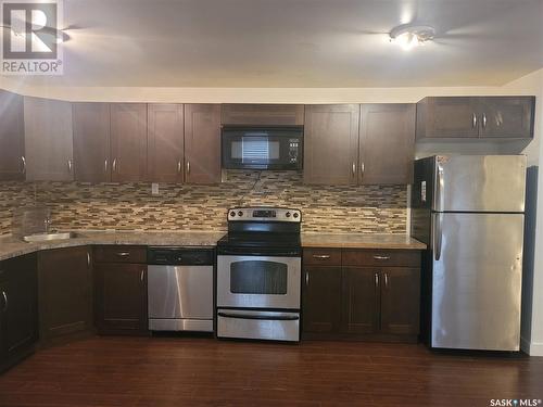 731 Argyle Street, Regina, SK - Indoor Photo Showing Kitchen With Upgraded Kitchen