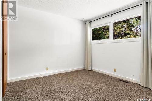 3311 29Th Avenue, Regina, SK - Indoor Photo Showing Other Room