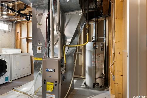 3311 29Th Avenue, Regina, SK - Indoor Photo Showing Basement