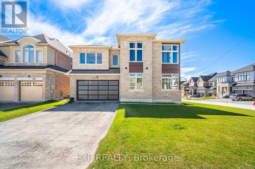 189 Thompson Drive, East Gwillimbury, ON - Outdoor With Facade