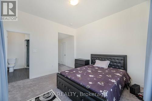 189 Thompson Drive, East Gwillimbury, ON - Indoor Photo Showing Bedroom