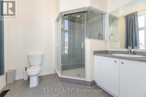 189 Thompson Drive, East Gwillimbury, ON - Indoor Photo Showing Bathroom