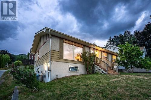 1319 Hall  Street, Nelson, BC - Outdoor