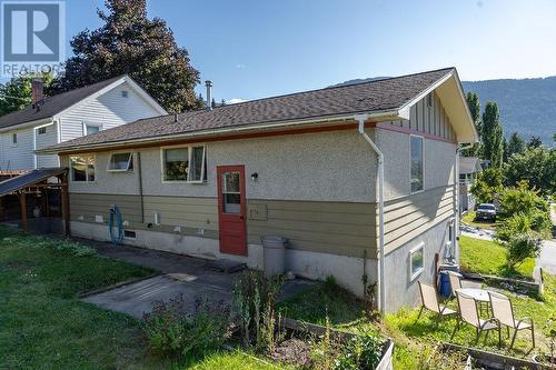 1319 Hall  Street, Nelson, BC - Outdoor With Exterior