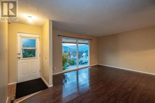 1319 Hall  Street, Nelson, BC - Indoor Photo Showing Other Room