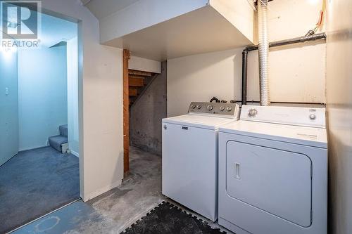 1319 Hall  Street, Nelson, BC - Indoor Photo Showing Laundry Room