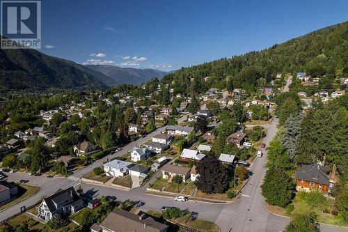 1319 Hall  Street, Nelson, BC - Outdoor With View