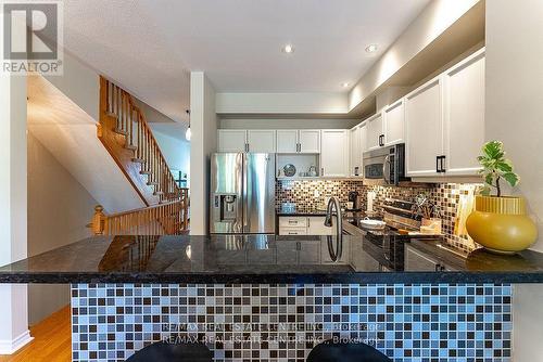 13 - 3071 Treadwells Drive, Mississauga, ON - Indoor Photo Showing Kitchen