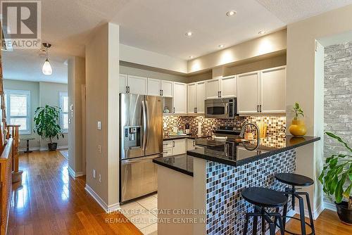 13 - 3071 Treadwells Drive, Mississauga (Applewood), ON - Indoor Photo Showing Kitchen