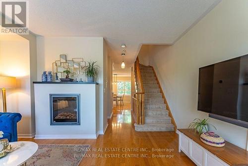 13 - 3071 Treadwells Drive, Mississauga (Applewood), ON - Indoor Photo Showing Other Room With Fireplace