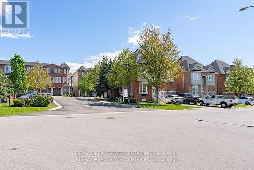 13 - 3071 Treadwells Drive, Mississauga, ON - Outdoor With Facade