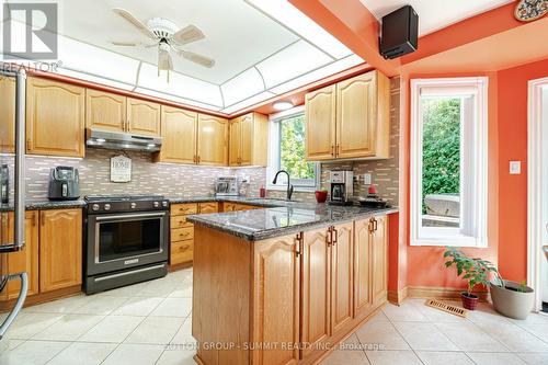 29 Petworth Road, Brampton (Heart Lake West), ON - Indoor Photo Showing Kitchen