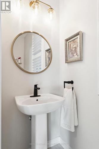 1308 Leger Way, Milton (Ford), ON - Indoor Photo Showing Bathroom