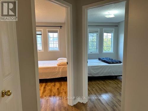 63D View Green Crescent, Toronto (West Humber-Clairville), ON - Indoor Photo Showing Bedroom