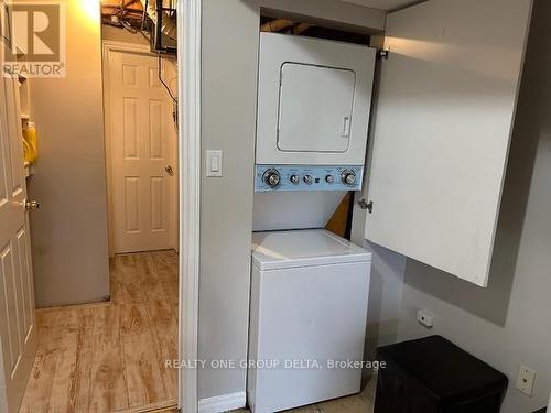 63D View Green Crescent, Toronto (West Humber-Clairville), ON - Indoor Photo Showing Laundry Room