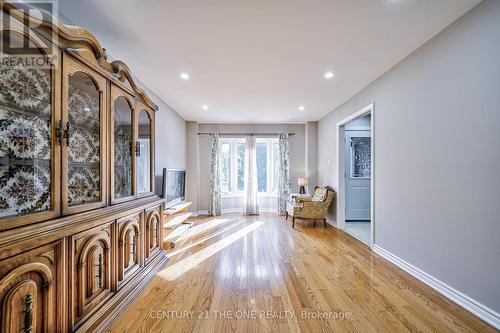 12 Featherstone Avenue, Markham, ON - Indoor Photo Showing Other Room