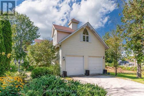 984 Little Cedar Avenue, Innisfil, ON 