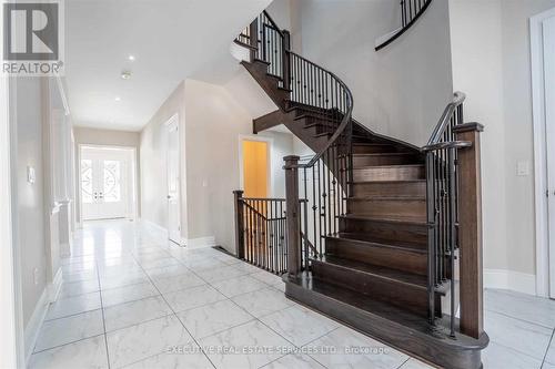 Upper - 48 Foothills Crescent, Brampton, ON - Indoor Photo Showing Other Room