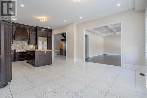 Upper - 48 Foothills Crescent, Brampton, ON - Indoor Photo Showing Kitchen