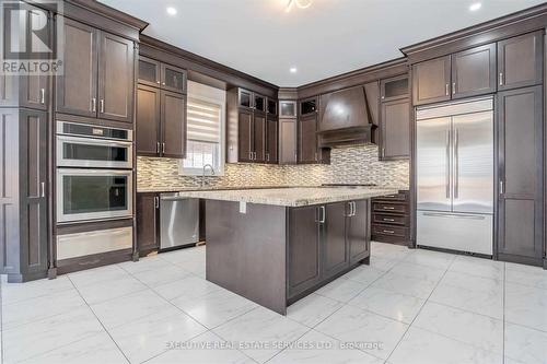 Upper - 48 Foothills Crescent, Brampton, ON - Indoor Photo Showing Kitchen With Upgraded Kitchen