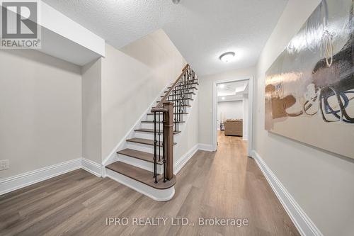 2377 Coronation Drive, Oakville, ON - Indoor Photo Showing Other Room