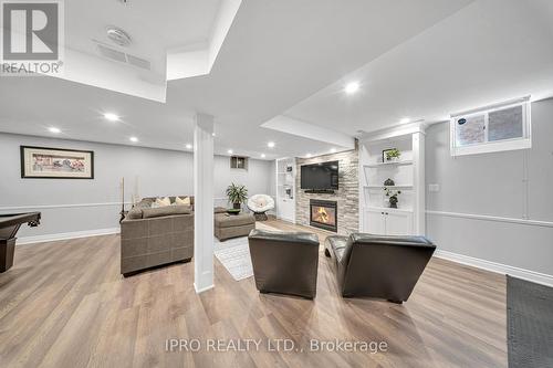 2377 Coronation Drive, Oakville, ON - Indoor