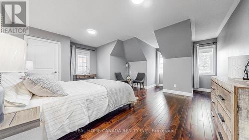 617 Wettlaufer Terrace, Milton, ON - Indoor Photo Showing Bedroom