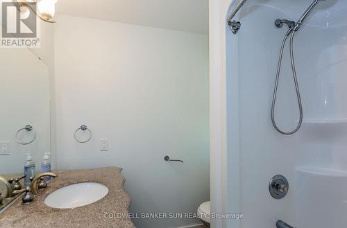 686078 Highway 2, Rr 5 Road S, Woodstock, ON - Indoor Photo Showing Bathroom