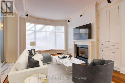 8D - 1 St Thomas Street, Toronto, ON - Indoor Photo Showing Living Room With Fireplace