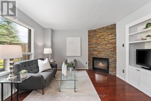 16 Royal Amber Crescent, East Gwillimbury, ON - Indoor Photo Showing Living Room With Fireplace