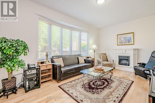 3768 Partition Road, Mississauga, ON - Indoor Photo Showing Living Room With Fireplace