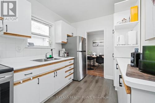 40 Grandview Avenue, Markham (Grandview), ON - Indoor Photo Showing Kitchen