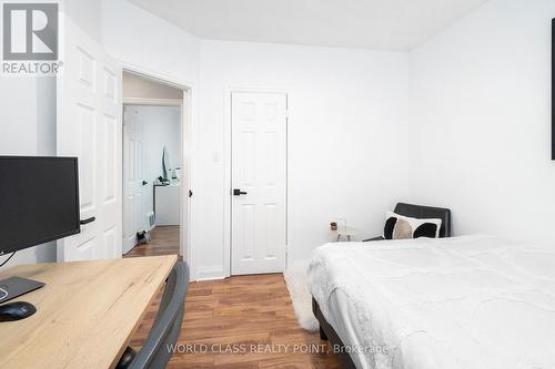 40 Grandview Avenue, Markham (Grandview), ON - Indoor Photo Showing Bedroom