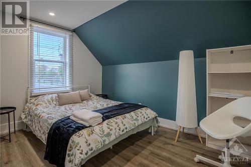 220 Mcarthur Avenue Unit#2, Ottawa, ON - Indoor Photo Showing Bedroom