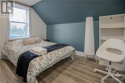 220 Mcarthur Avenue Unit#2, Ottawa, ON - Indoor Photo Showing Bedroom