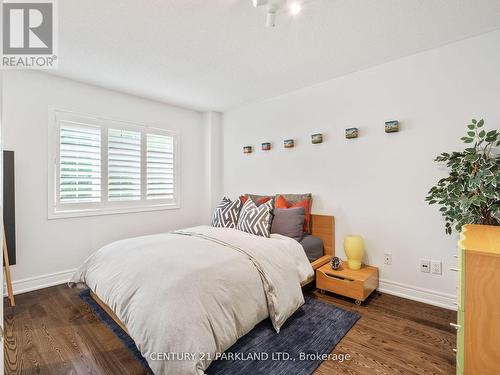 7 Granlea Road, Toronto (Willowdale East), ON - Indoor Photo Showing Bedroom