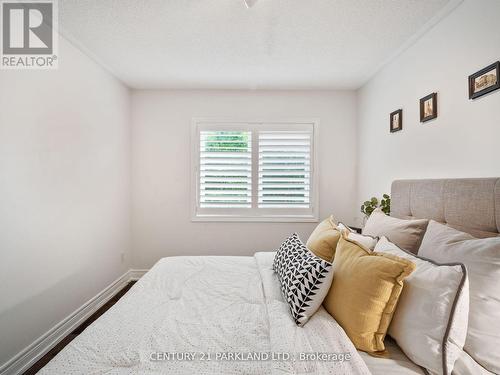 7 Granlea Road, Toronto (Willowdale East), ON - Indoor Photo Showing Bedroom