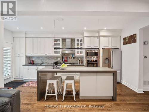 7 Granlea Road, Toronto (Willowdale East), ON - Indoor Photo Showing Kitchen With Upgraded Kitchen