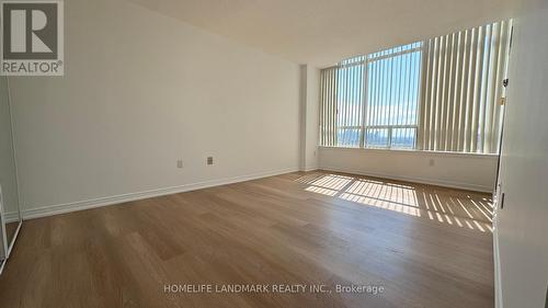 Ph109 - 7250 Yonge Street, Vaughan, ON - Indoor Photo Showing Other Room