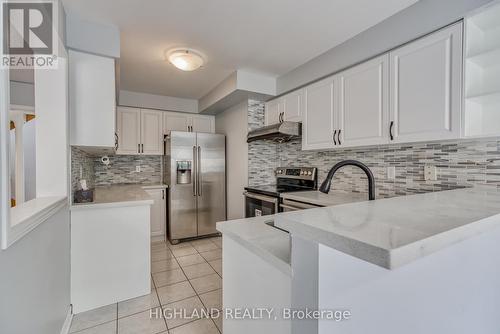 5898 Manzanillo Crescent, Mississauga, ON - Indoor Photo Showing Kitchen