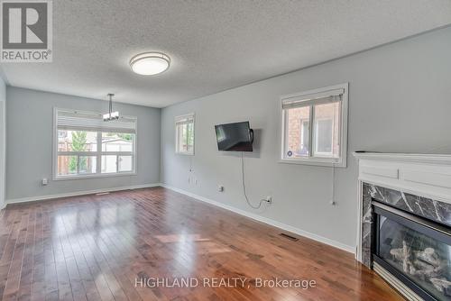 5898 Manzanillo Crescent, Mississauga, ON - Indoor With Fireplace