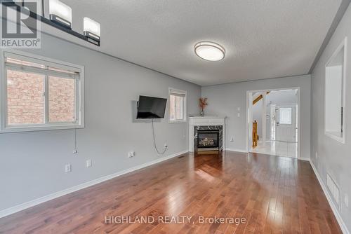 5898 Manzanillo Crescent, Mississauga, ON - Indoor With Fireplace