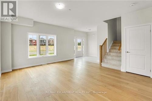 2 Bromley Drive, St. Catharines, ON - Indoor Photo Showing Other Room