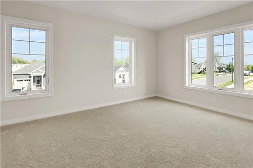 2 Bromley Drive, St. Catharines, ON - Indoor Photo Showing Other Room