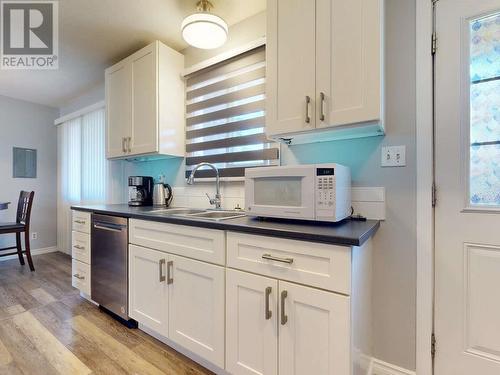 13608 Rumball Avenue, Summerland, BC - Indoor Photo Showing Kitchen With Double Sink