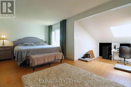 142 Royal Salisbury Way, Brampton, ON - Indoor Photo Showing Bedroom